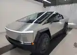 Tesla Cybertruck, 2025-3