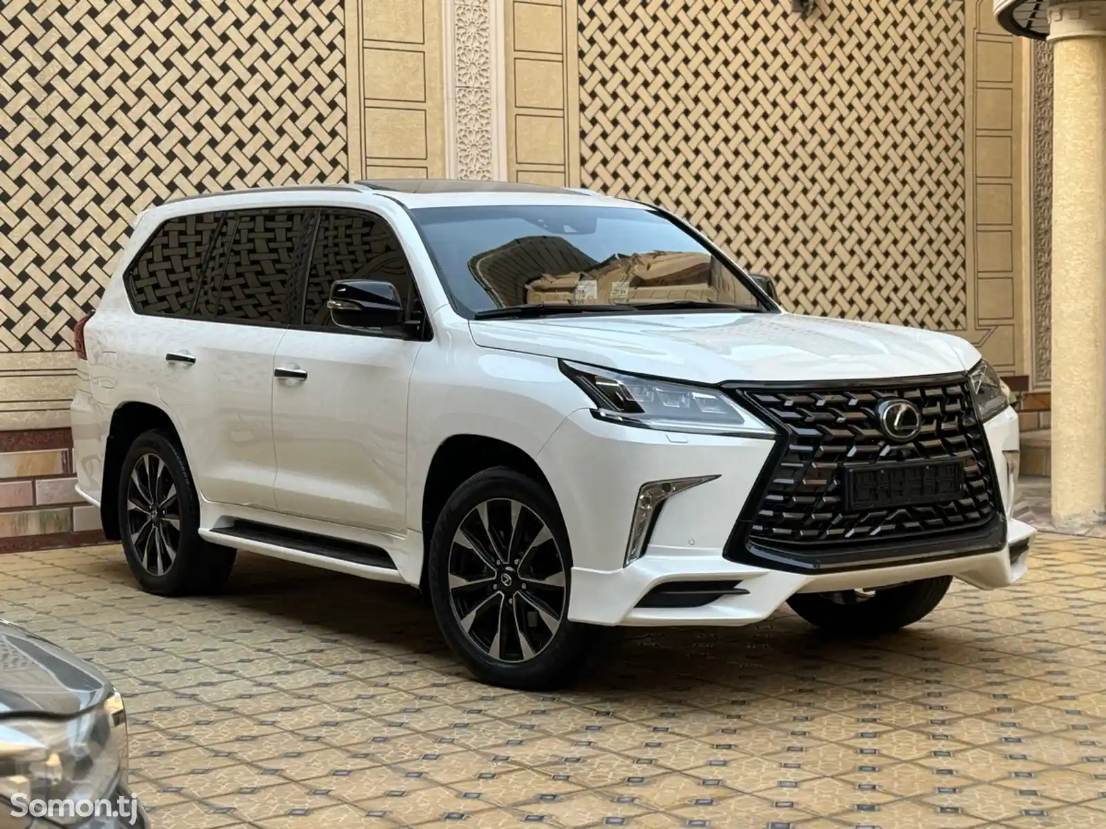 Lexus LX series, 2019-2