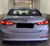 Hyundai Elantra, 2018-2