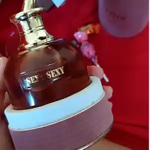 Женский парфюм Girl sexy scandal с феромоном
