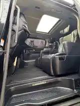 Toyota Vellfire, 2018-13