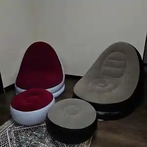 Надувное кресло и пуфик