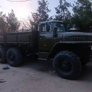 Бортовой грузовик Урал 4320,1994