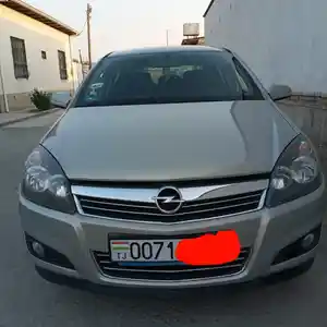 Opel Astra H, 2009