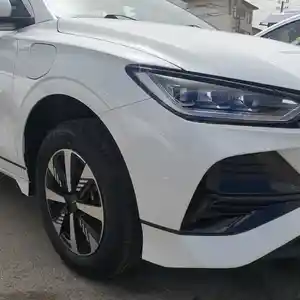 BYD E2, 2024