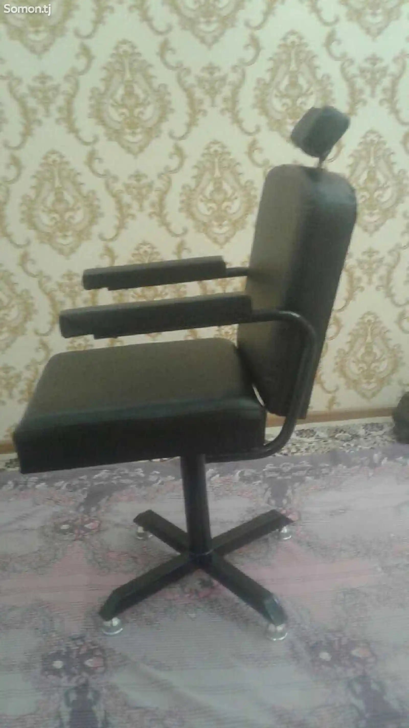 Парикмахерское кресло мужское и детское-2