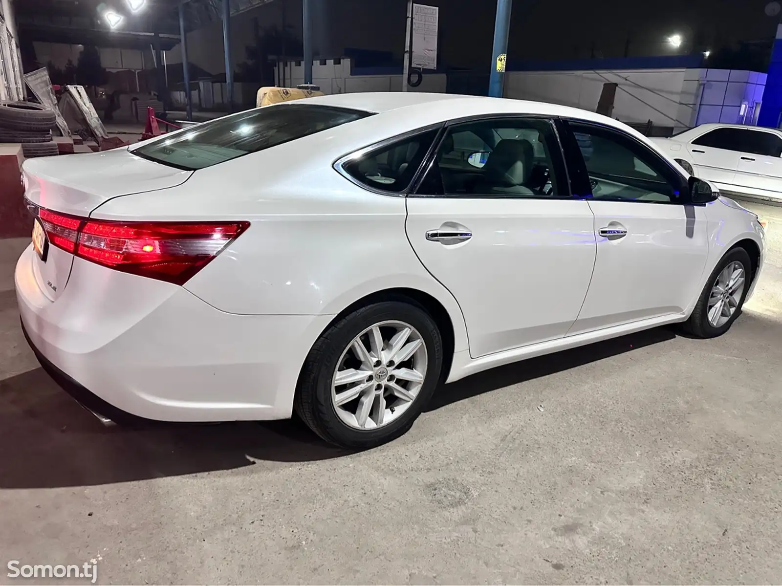 Toyota Avalon, 2013-8