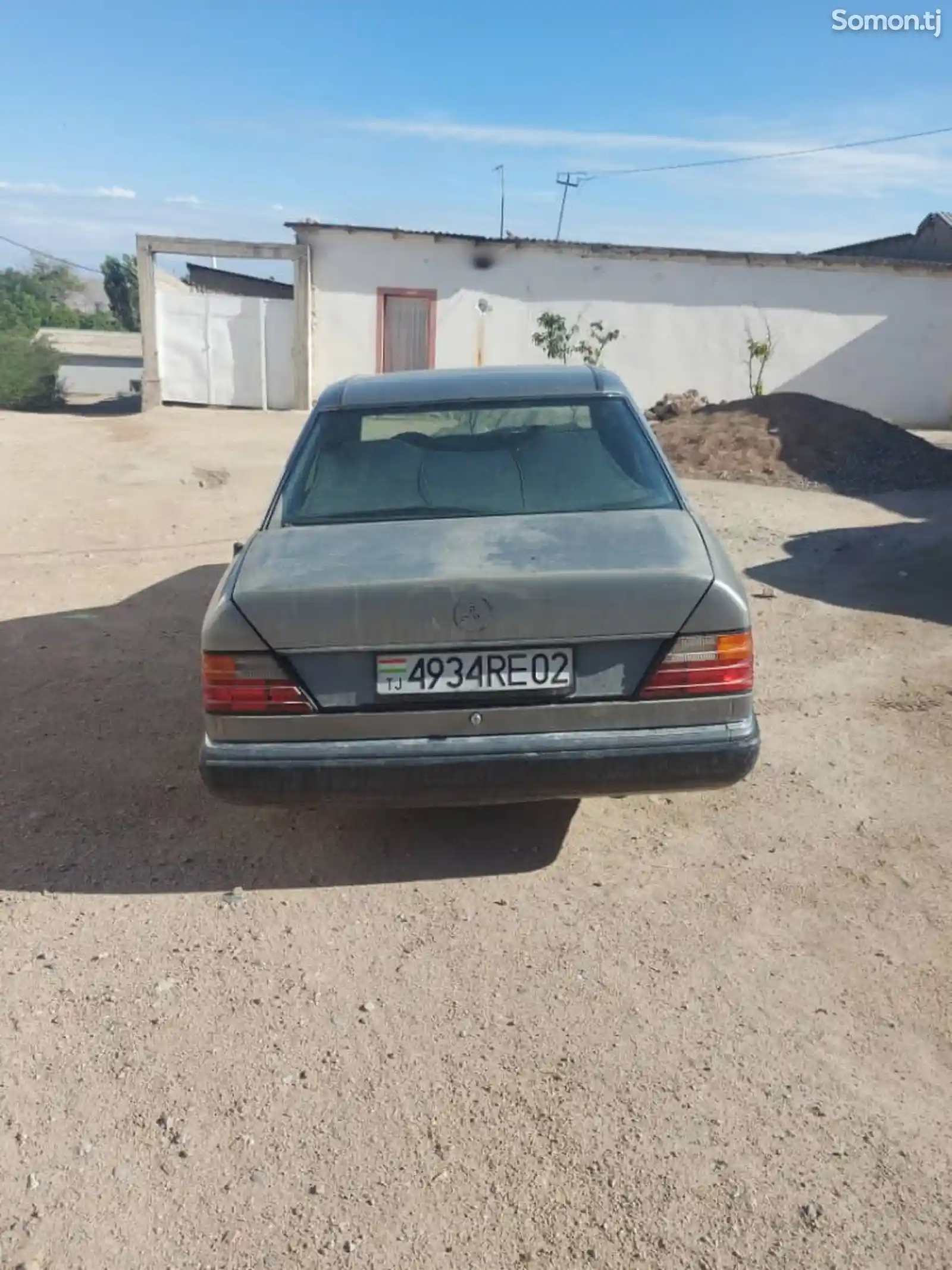 Mercedes-Benz W124, 1993-5