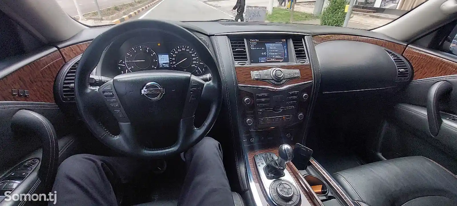 Nissan Patrol, 2015-10