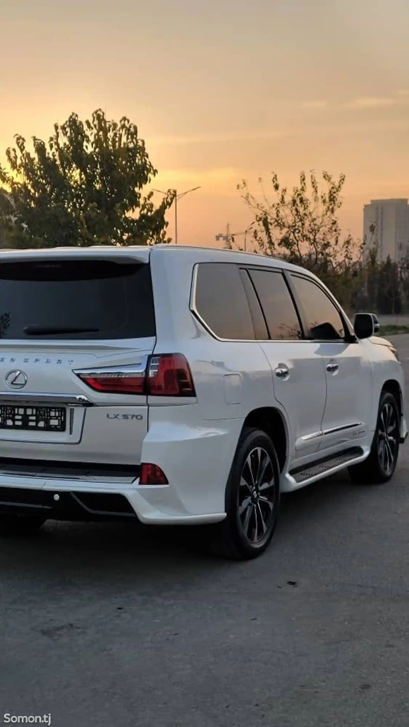 Lexus LX series, 2009-8