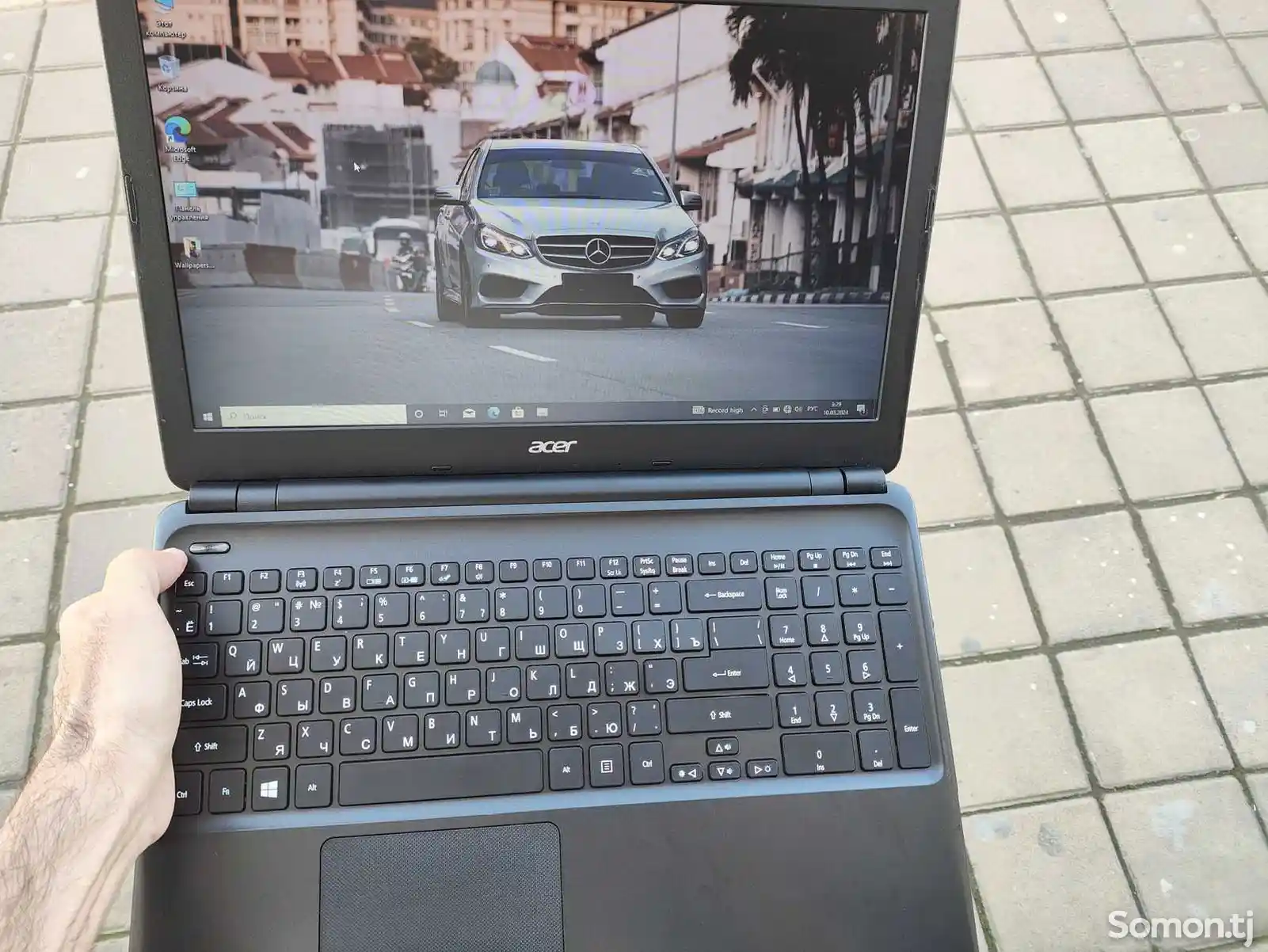 Ноутбук Acer Core i3 8/500/256/SSD-3