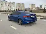 Hyundai Elantra, 2018-5