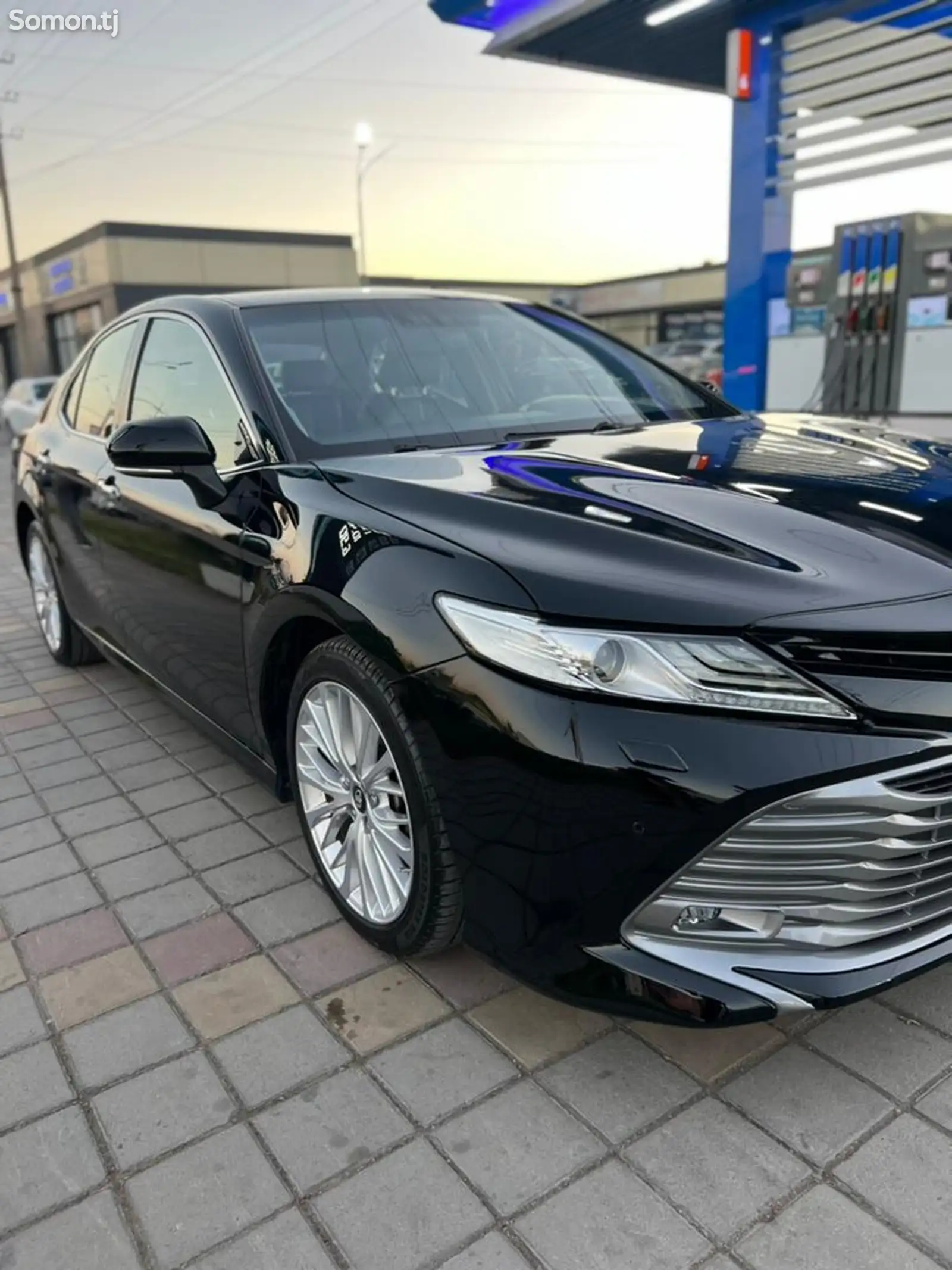 Toyota Camry, 2019-9