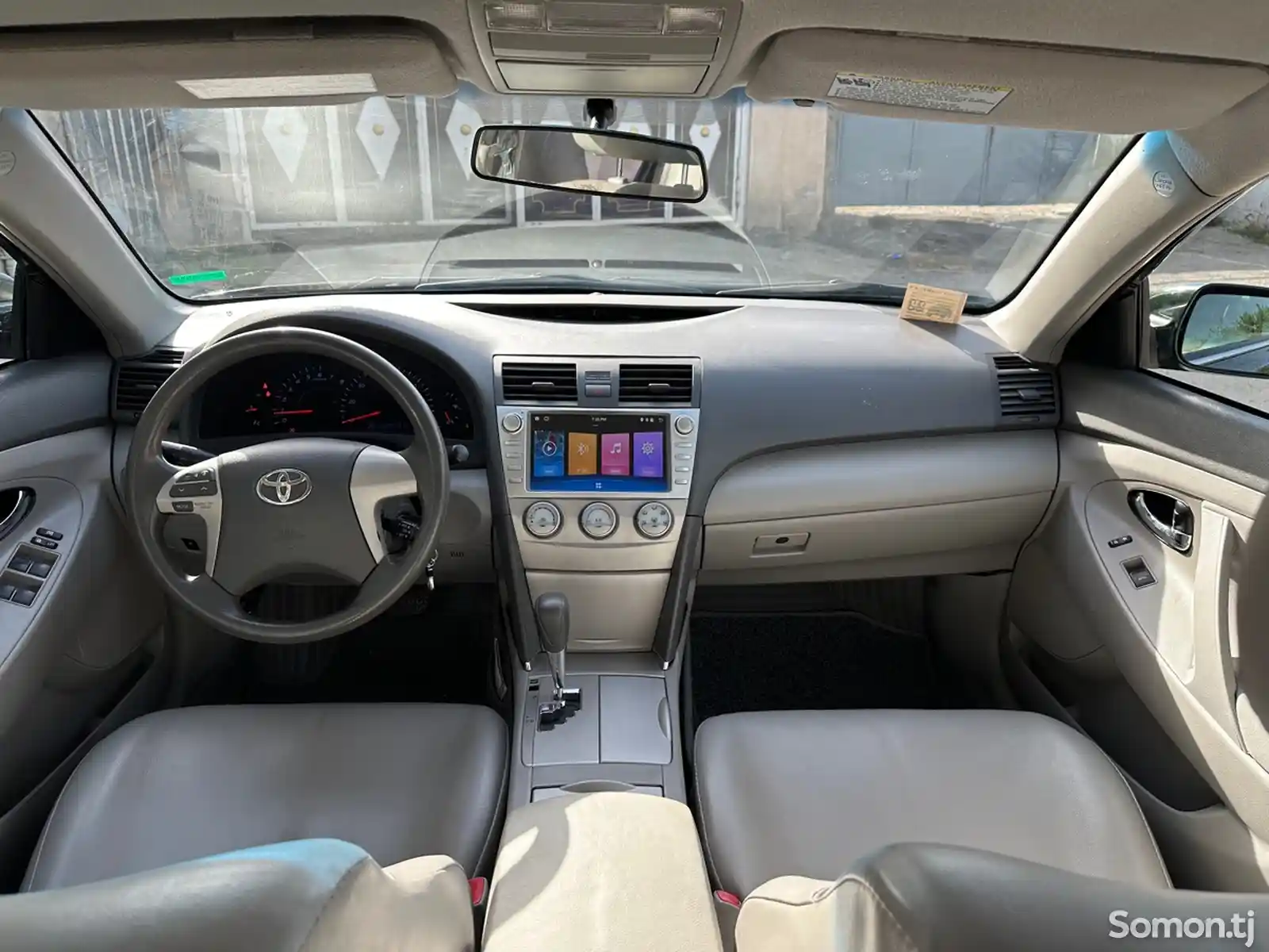 Toyota Camry, 2010-6