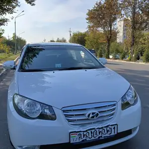 Hyundai Avante, 2010