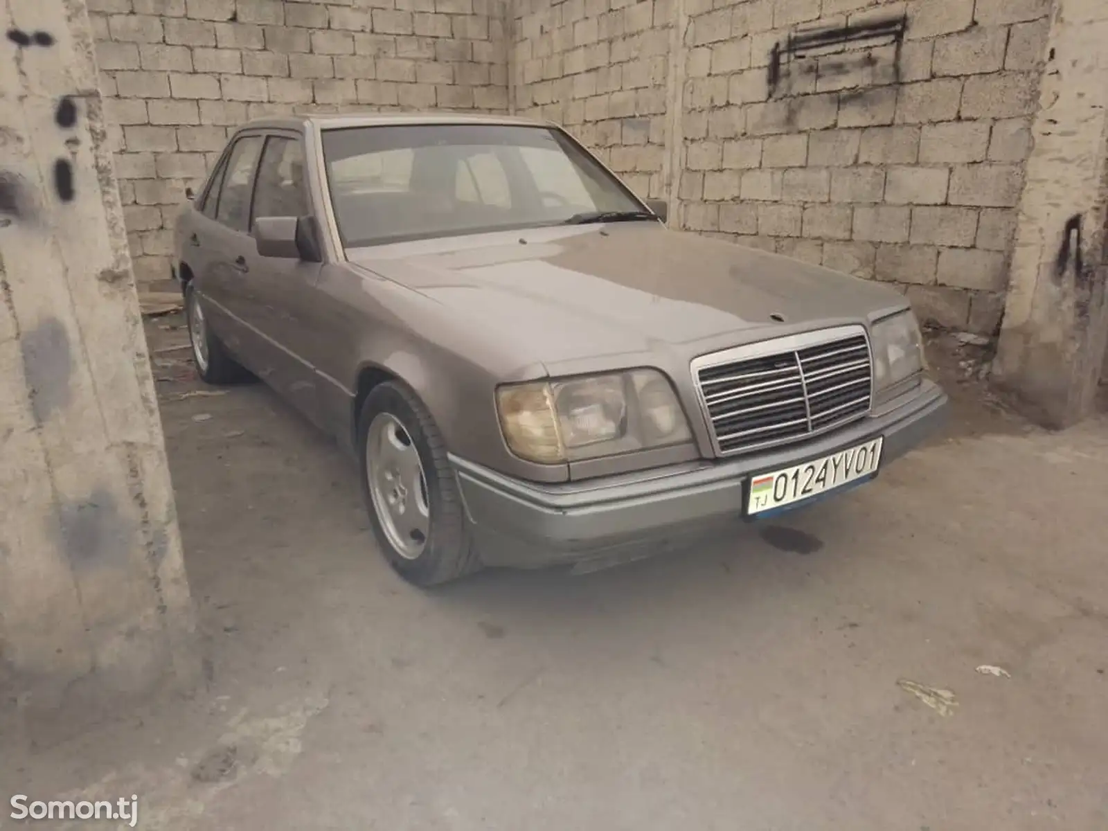 Mercedes-Benz W124, 1986-1