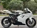 Мотоцикл Ducati 848-5