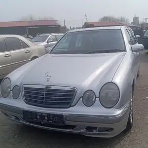 Mercedes-Benz E class, 2000