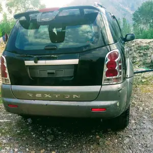 Ssang Yong Rexton, 2002