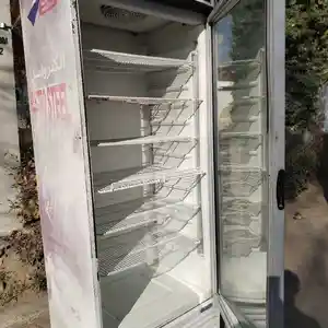 Витриный Холодильник