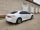 Toyota Camry, 2018-9