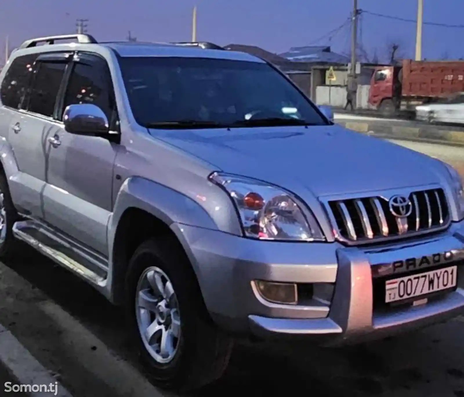 Лобовое стекло от Toyota Prado 120