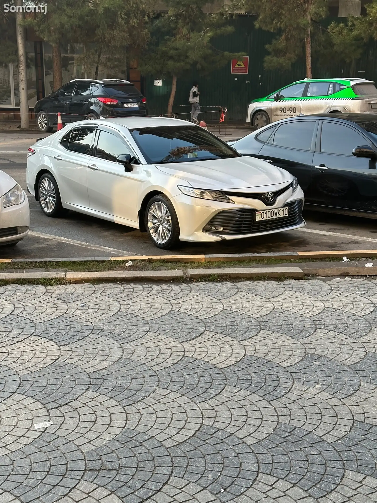 Toyota Camry, 2019-1