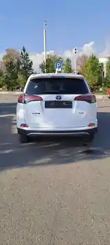 Toyota RAV 4, 2018-5