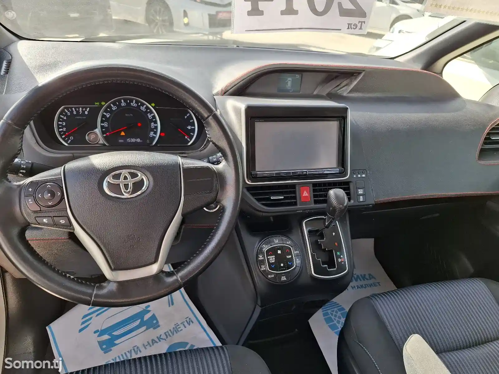 Toyota Voxy, 2014-13