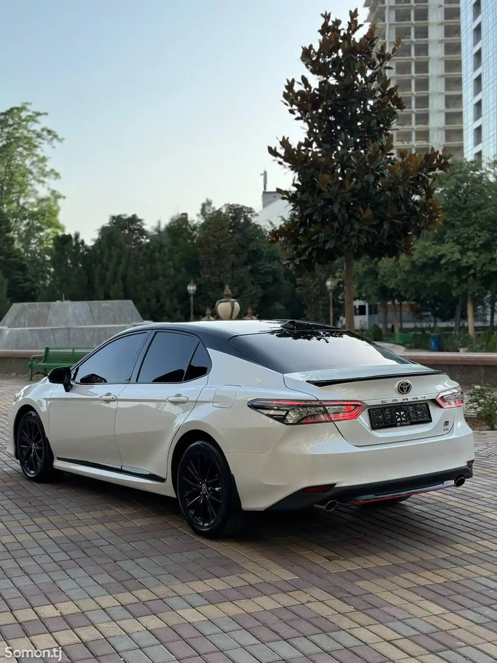 Toyota Camry, 2021-5