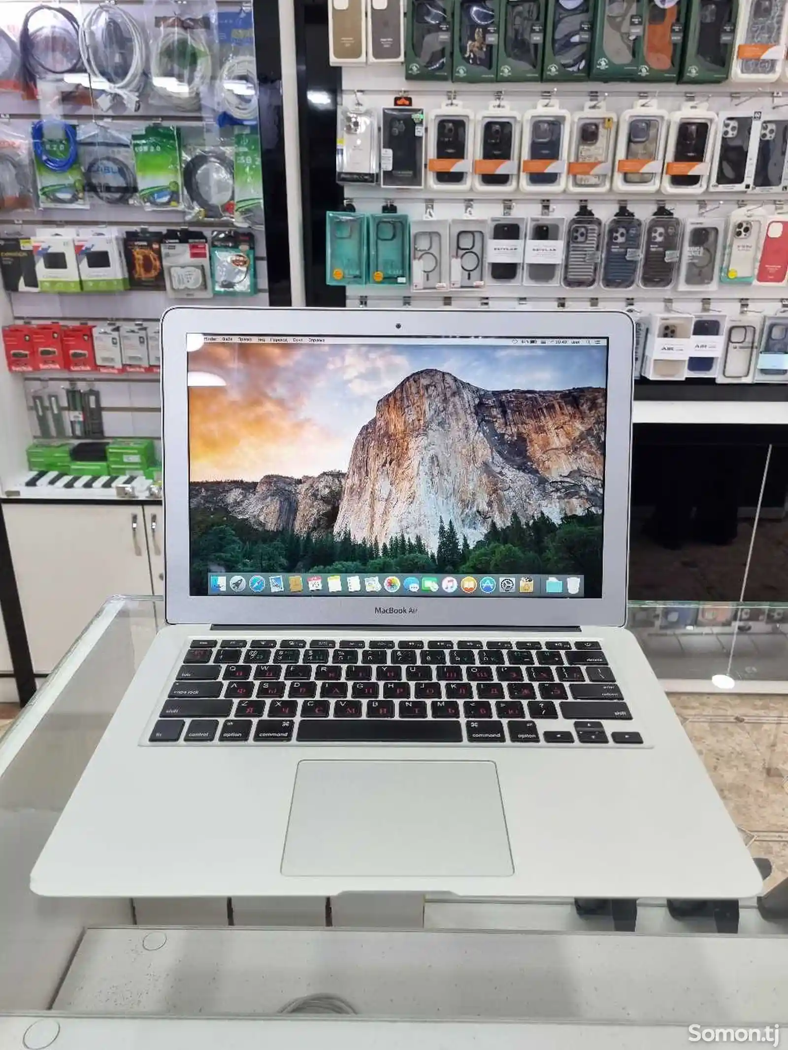 Ноутбук Apple Macbook Air Core i5-2