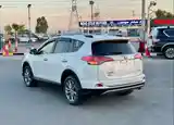 Toyota RAV 4, 2017-5