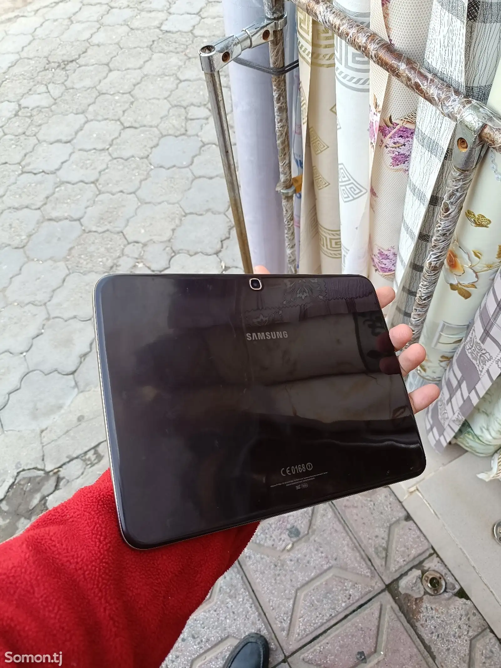 Планшет Samsung Galaxy Tab 3-3