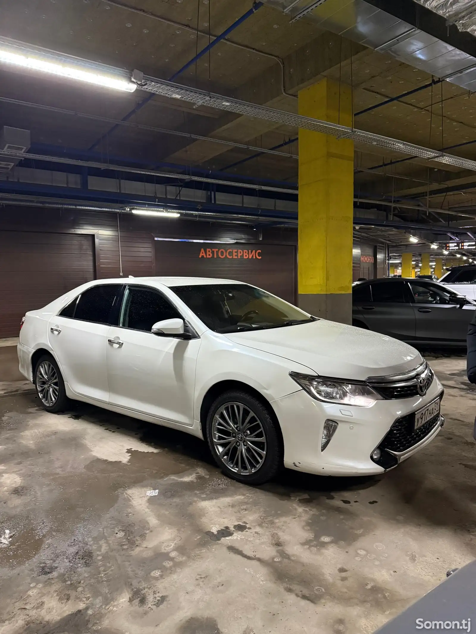 Toyota Camry, 2017-1