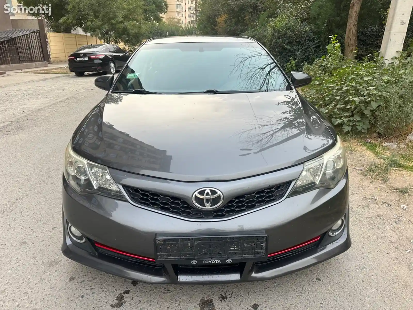 Toyota Camry, 2013-1