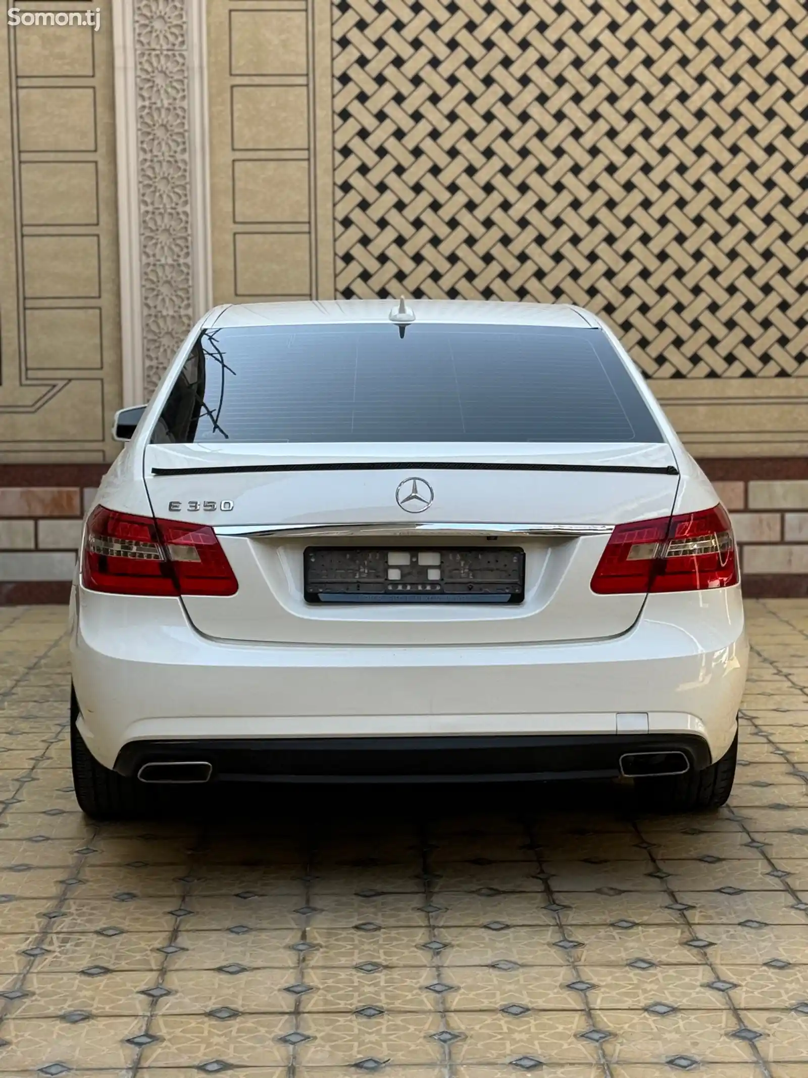 Mercedes-Benz E class, 2011-4