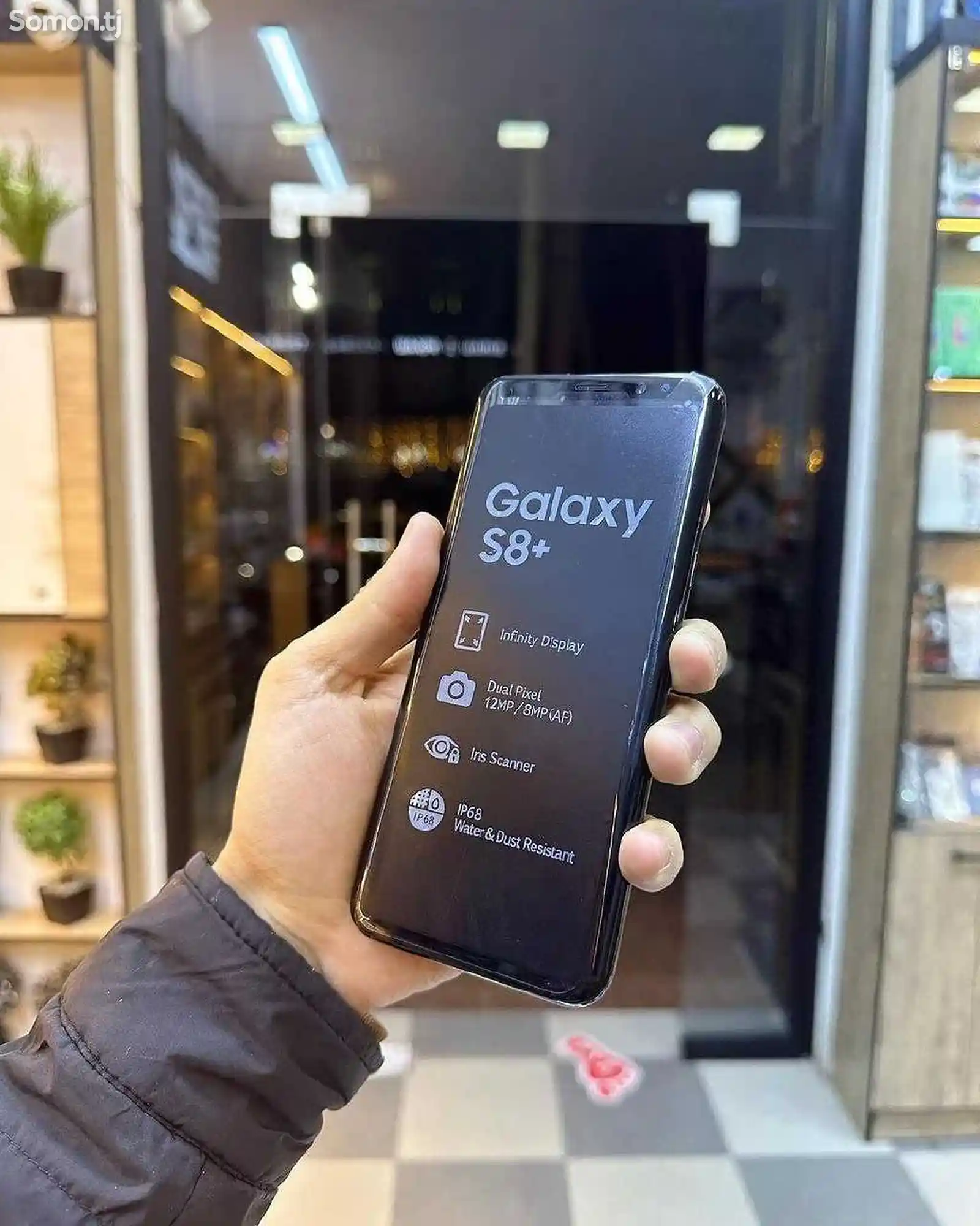 Samsung Galaxy s8 Plus-1