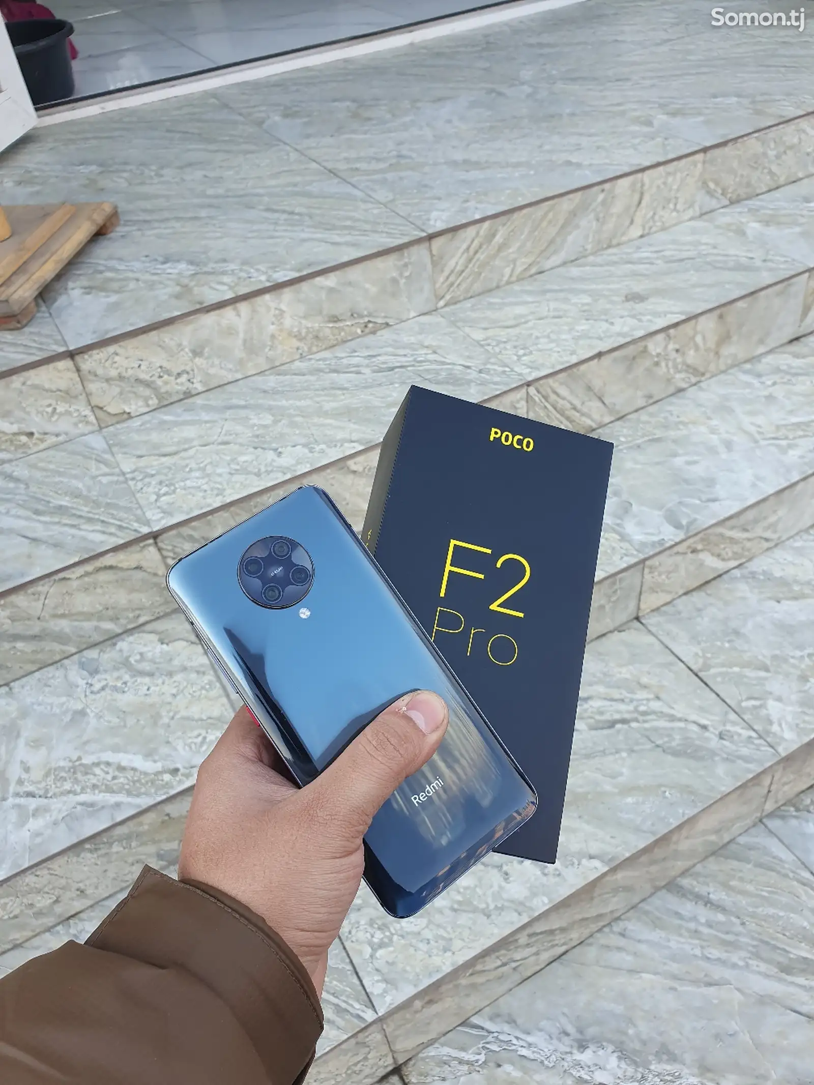 Xiaomi POCO F2 pro 8+3/256GB-1