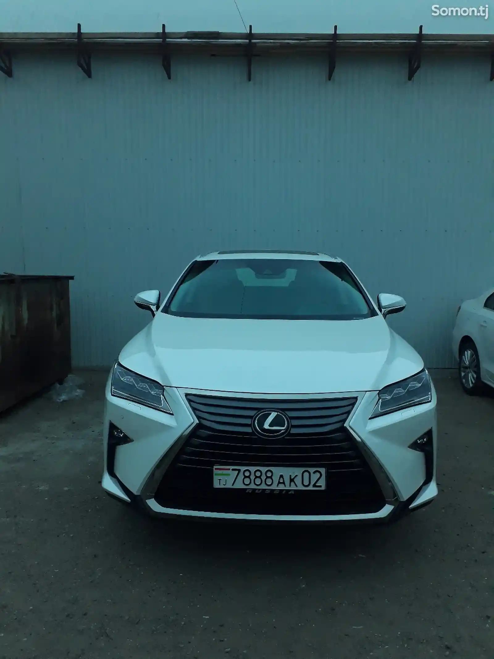 Лобовое стекло от Lexus-1