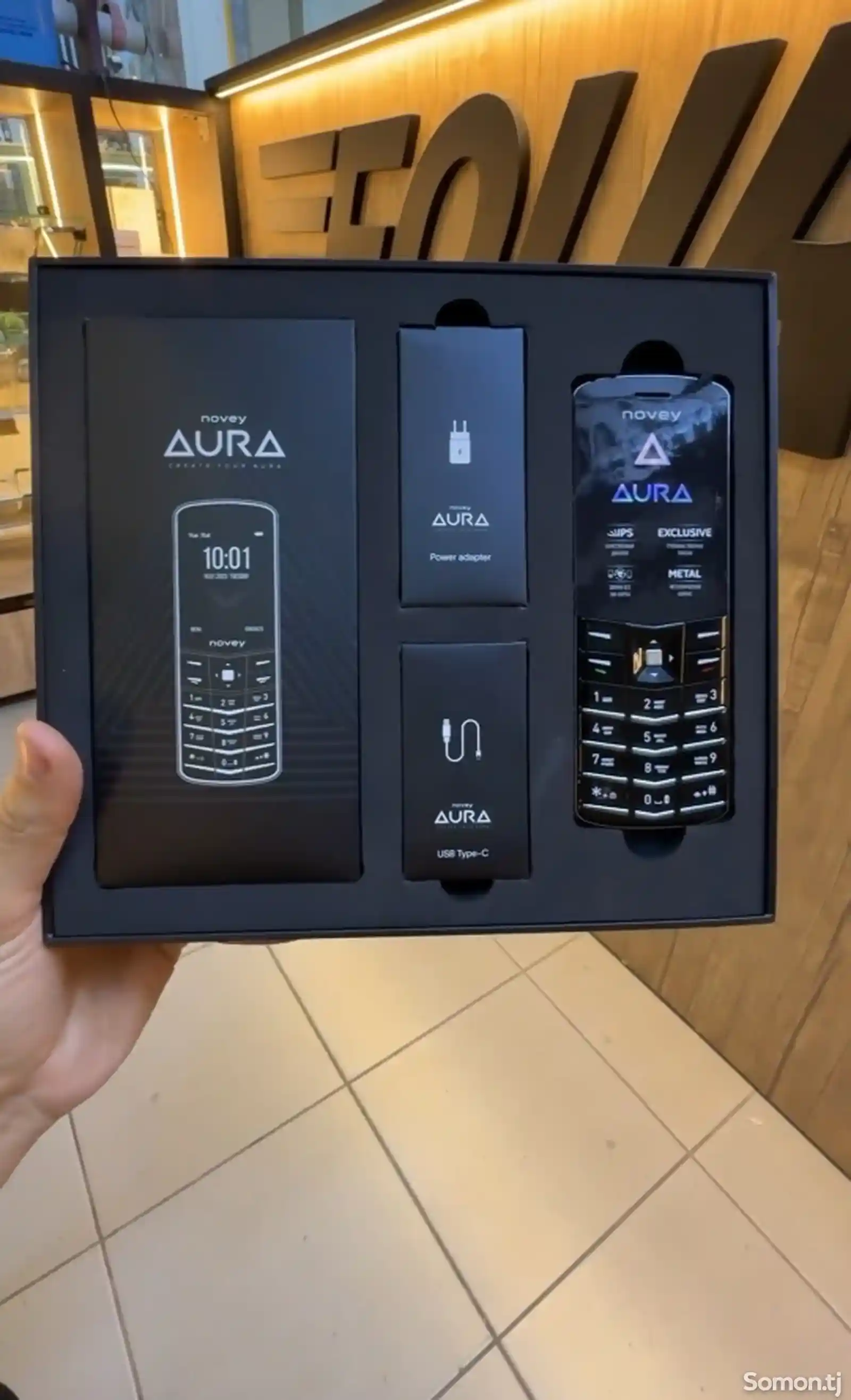 Телефон Aura-4