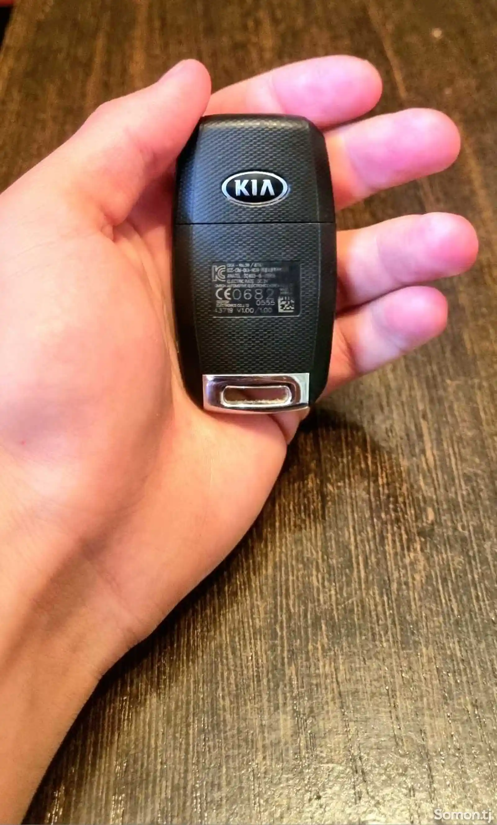 Ключ Kia Sorento UM с 2015 года выкидной с чипом 6F-60-2