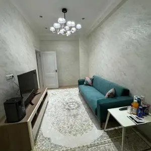 2-комн. квартира, 3 этаж, 65м², Исмоили Сомони