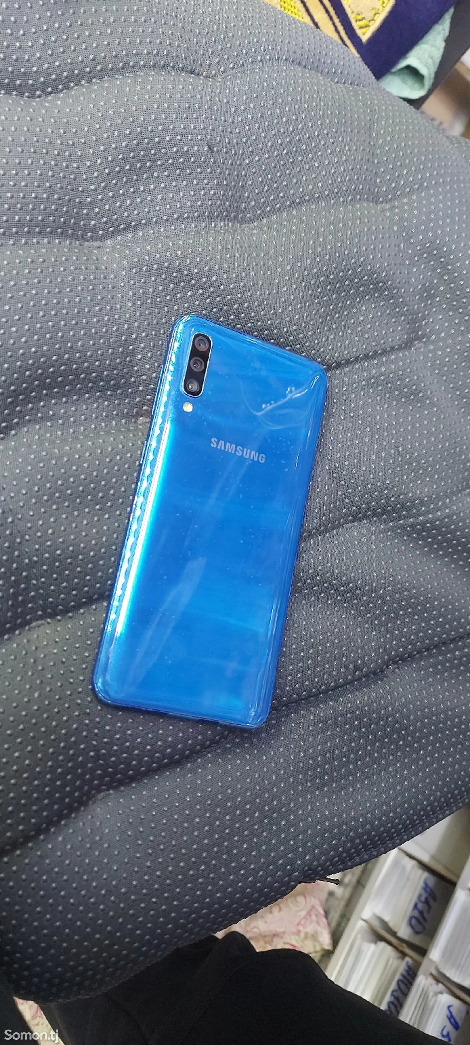 Samsung Galaxy A50-1