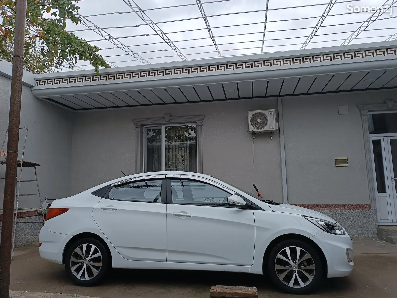 Hyundai Accent, 2015-5