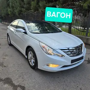 Hyundai Sonata, 2011