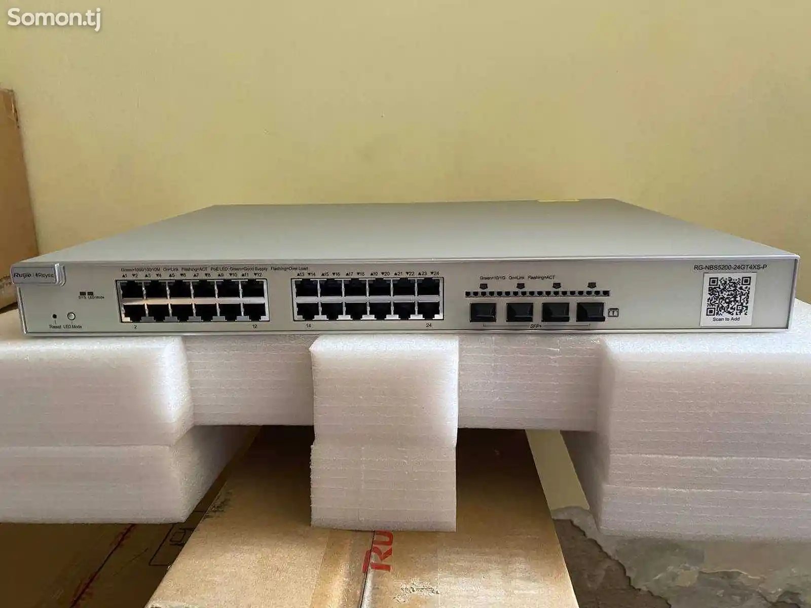 Коммутатор Ruijie RG-NBS5200-24GT4XS-P, 24-port Gigabit Layer 3 PoE Switch, 4 SF-1