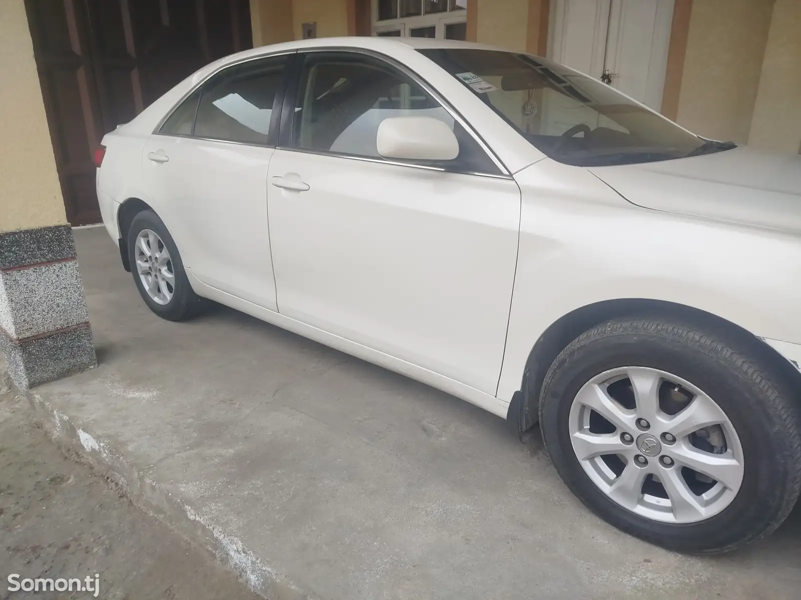 Toyota Camry, 2011-1