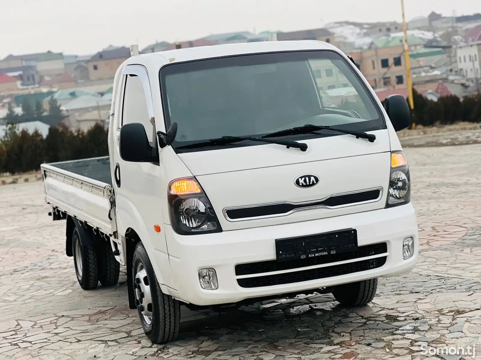 Бортовой автомобиль Kia Bongo, 2013-1