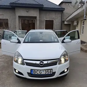 Opel Astra H, 2008