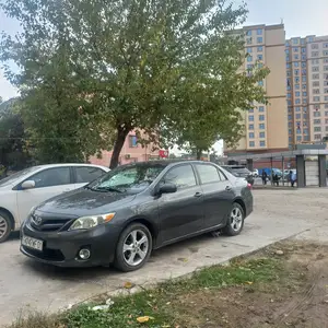 Toyota Corolla, 2011